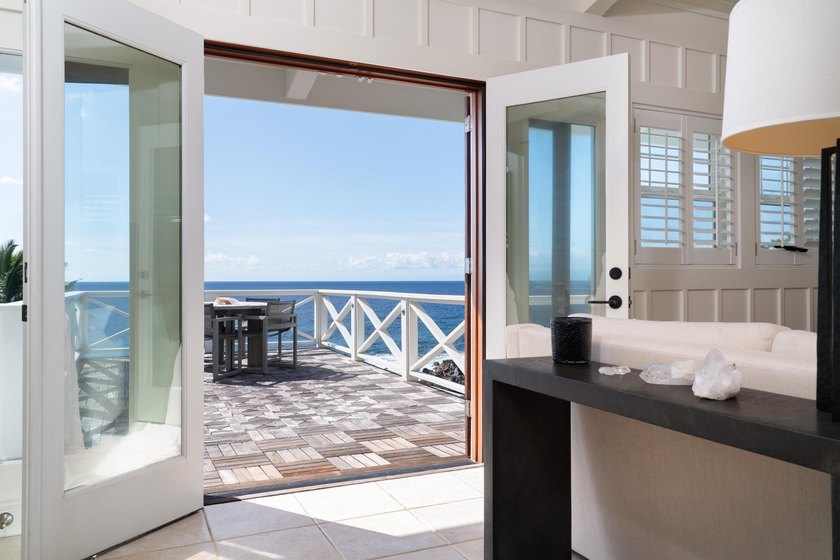 Escape to your own private paradise in the serene coastal town - photo 38