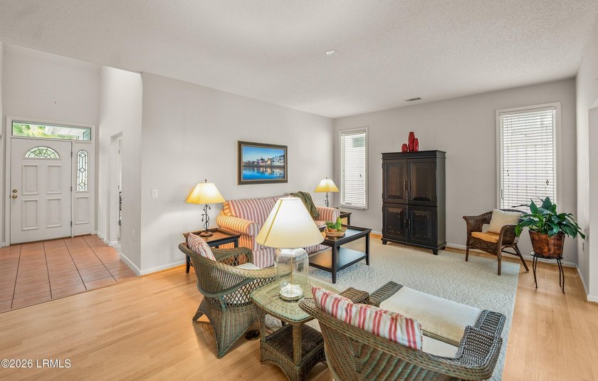 Tucked away in a private cul de sac on prestigious Dataw Island - photo 4