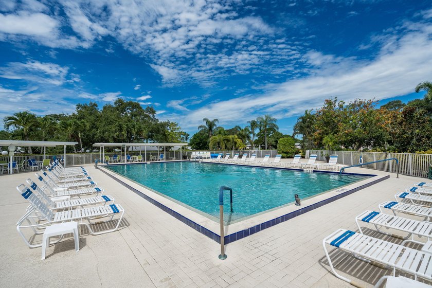 BEAUTIFUL LAKE VIEWS | 1st FLOOR UNIT | 2-bedrooms/1.5-baths - photo 19