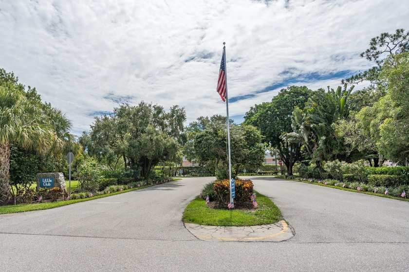 BEAUTIFUL LAKE VIEWS | 1st FLOOR UNIT | 2-bedrooms/1.5-baths - photo 29