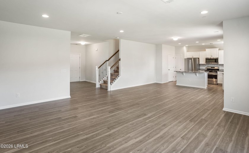 Welcome to 1 Toxaway Lane, where modern comfort meets Lowcountry - photo 9