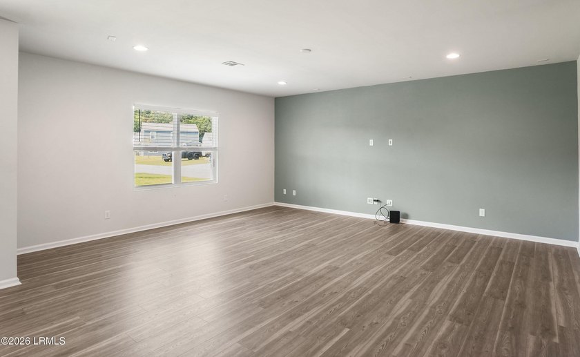 Welcome to 1 Toxaway Lane, where modern comfort meets Lowcountry - photo 10