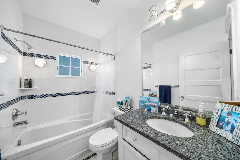 Stunning Beach Front Home with Unobstructed Ocean Views! This - photo 28