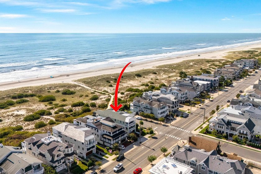 Stunning Beach Front Home with Unobstructed Ocean Views! This - photo 44
