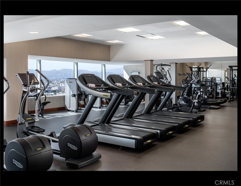 Experience elevated luxury living in this beautifully reimagined - photo 50