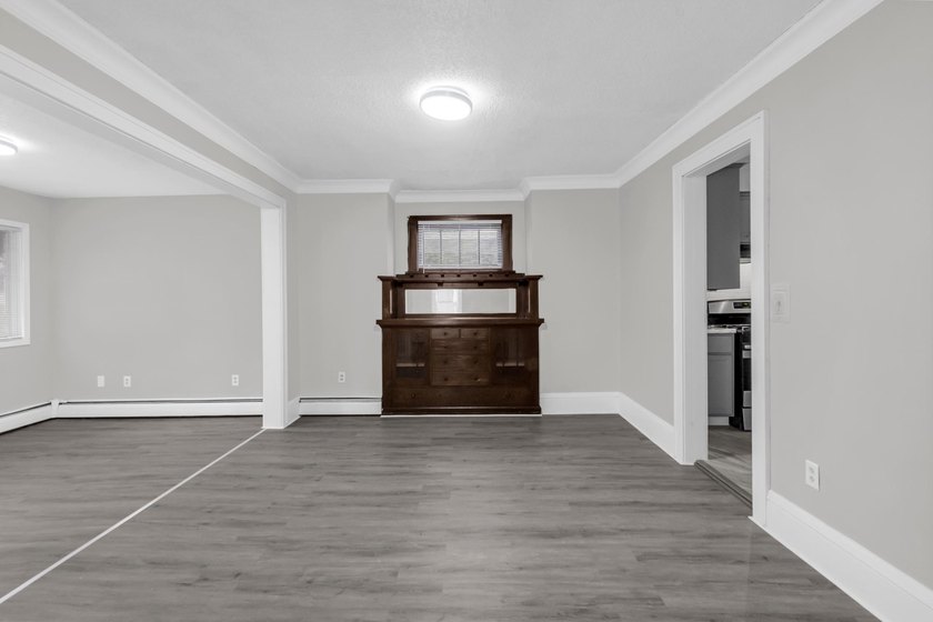 Beautiful large home located minutes away from Lake Phalen. This - photo 13