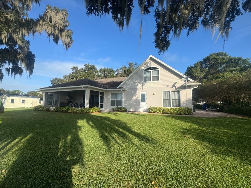 Welcome to 123 Lake Francis Drive, a true Lake Placid gem where - photo 3