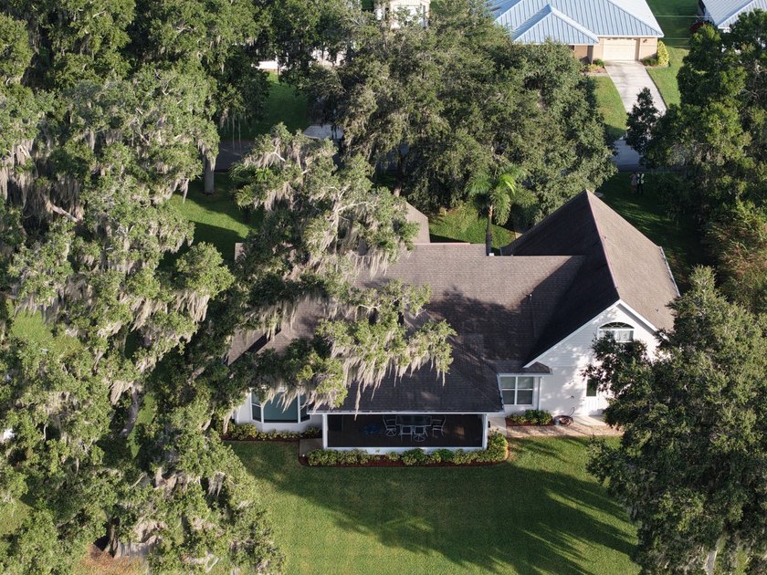 Welcome to 123 Lake Francis Drive, a true Lake Placid gem where - photo 6