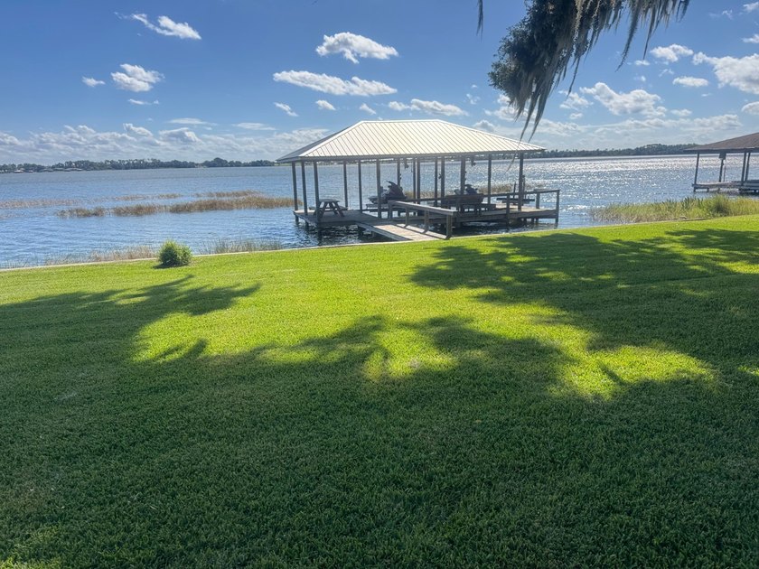 Welcome to 123 Lake Francis Drive, a true Lake Placid gem where - photo 8