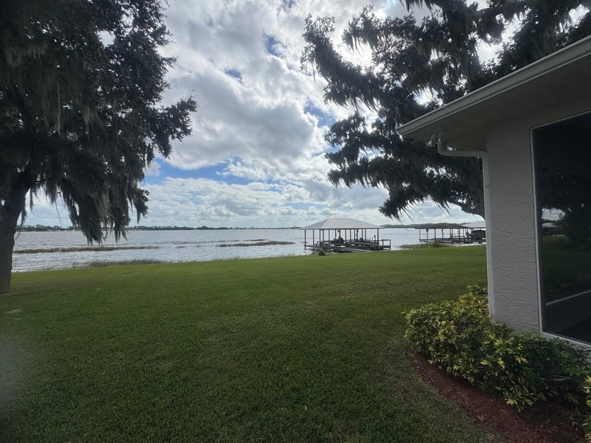 Welcome to 123 Lake Francis Drive, a true Lake Placid gem where - photo 9