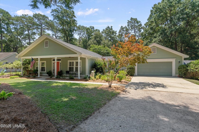Stepless Coastal Cottage designed for Multi-Generational Living! - photo 2