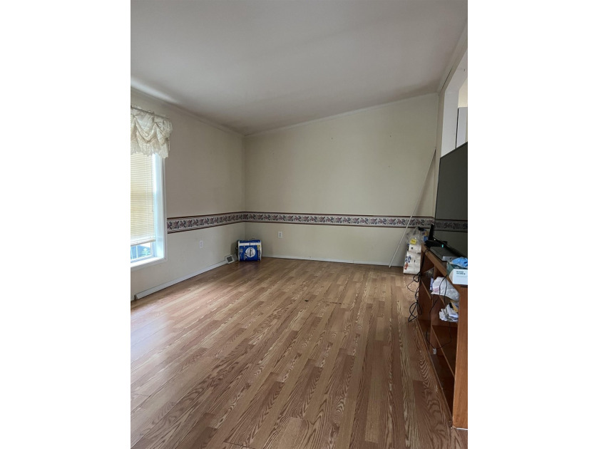 Welcome to this 2-bedroom, 2-bath double-wide located in the - photo 5