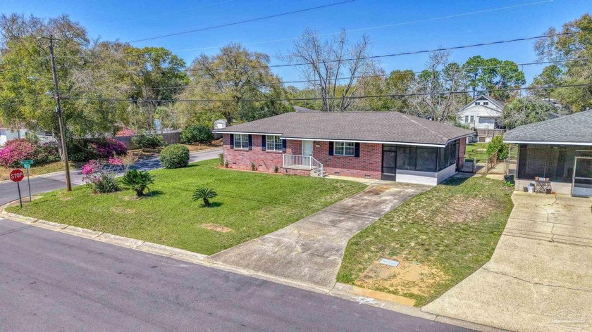 Fantastic opportunity in East Pensacola Heights. Situated on a - photo 44