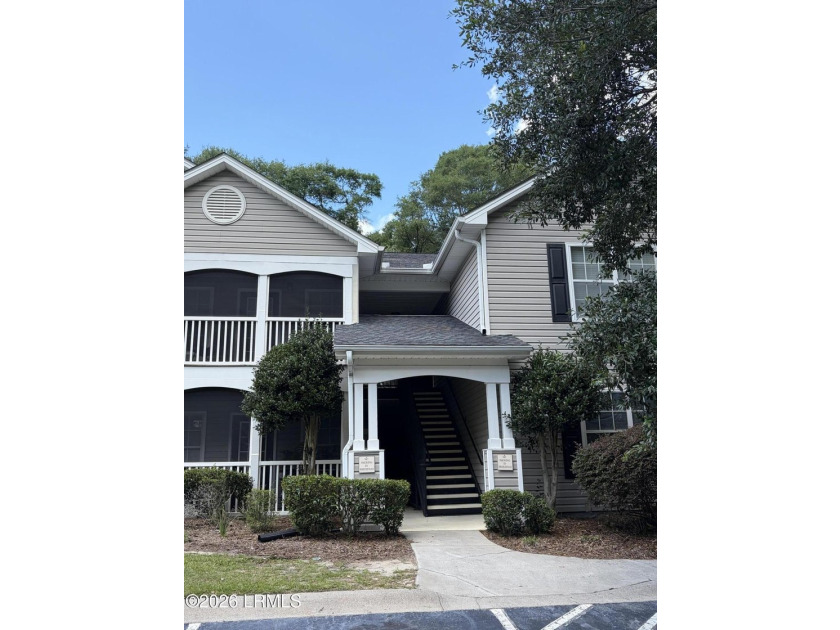 Beautifully updated with thoughtful renovations , this move-in - photo 2