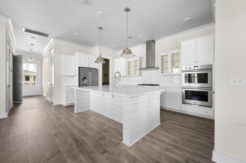 Welcome to 2409 Georgia Guard Drive, where timeless Lowcountry - photo 11