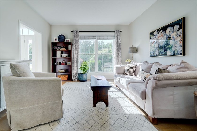 Welcome home to this beautifully updated Colonial, ideally - photo 6