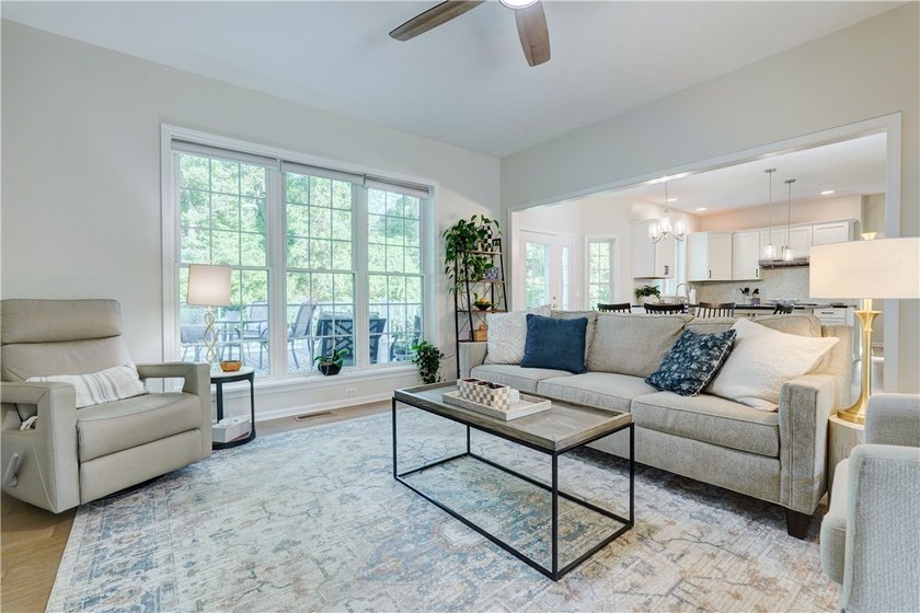 Welcome home to this beautifully updated Colonial, ideally - photo 8