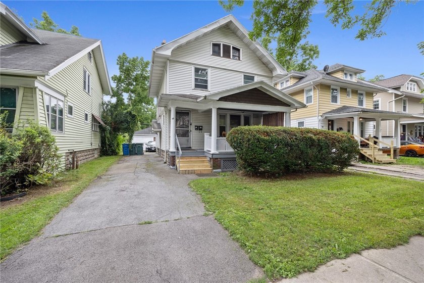 Opportunity knocks in Rochester's desirable 19th Ward! This - photo 3