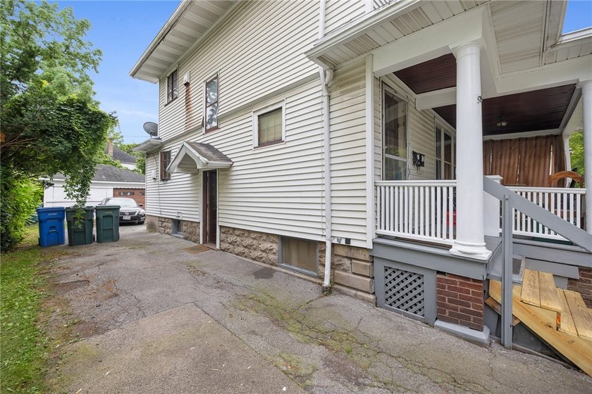 Opportunity knocks in Rochester's desirable 19th Ward! This - photo 6
