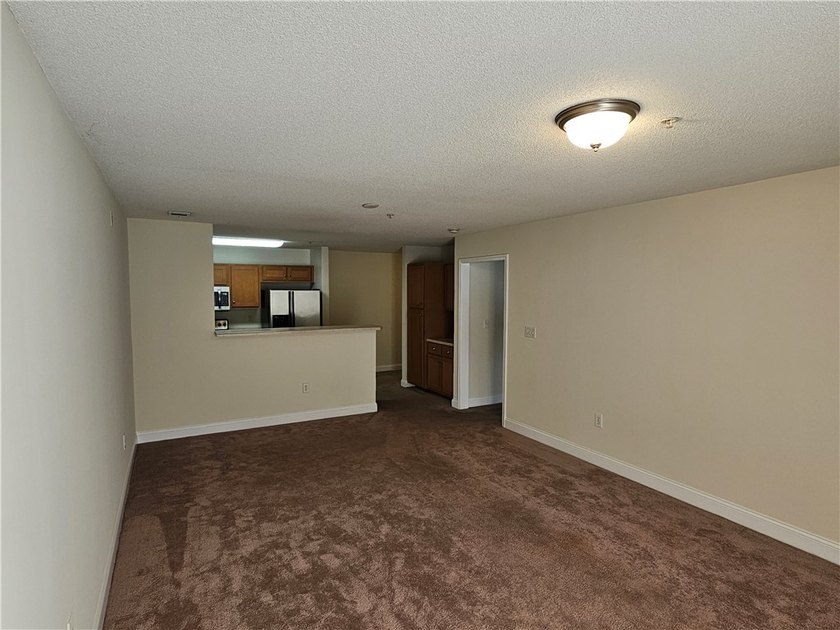Welcome to Overlook on Lake Hartwell! This 3 bed, 3 bath - photo 3