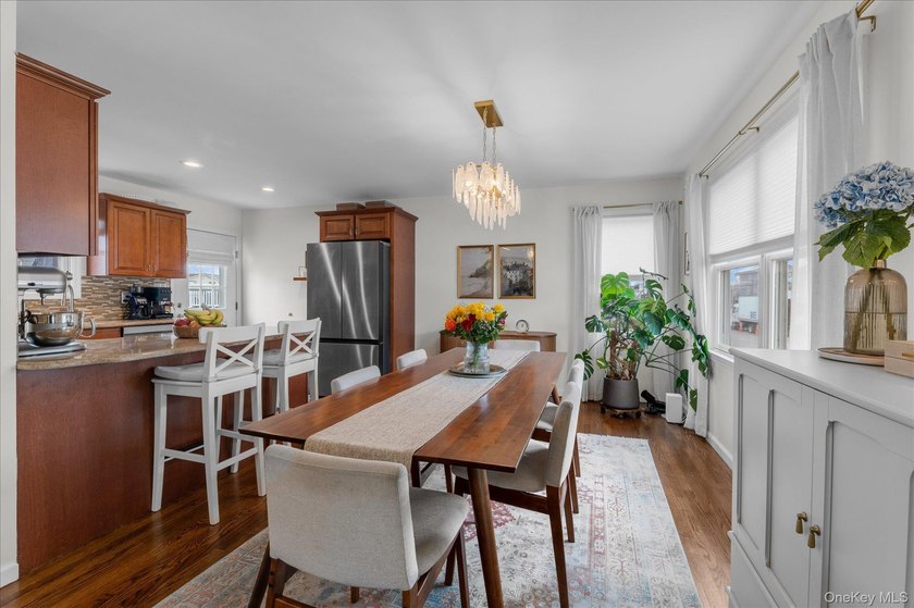 Welcome to 27 Radcliffe Rd, an immaculate and meticulously - photo 6