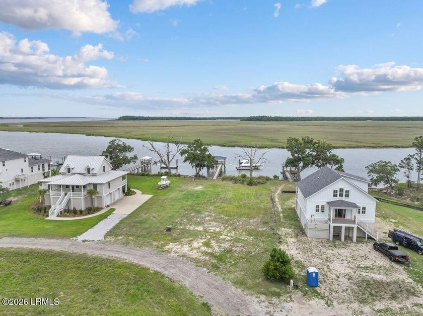 Experience Lowcountry deep water waterfront living at 14 Morgan - photo 3