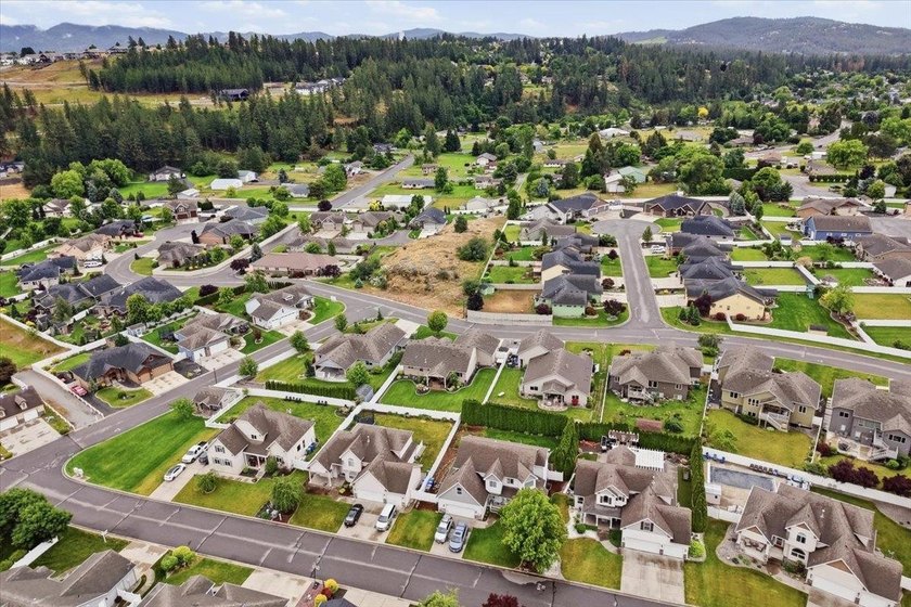 Impeccably maintained one-level home in the gated community of - photo 39