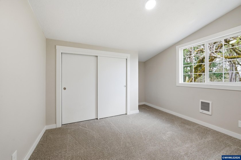 Appraised over value + New HVAC!!! Amazing South Salem location - photo 13