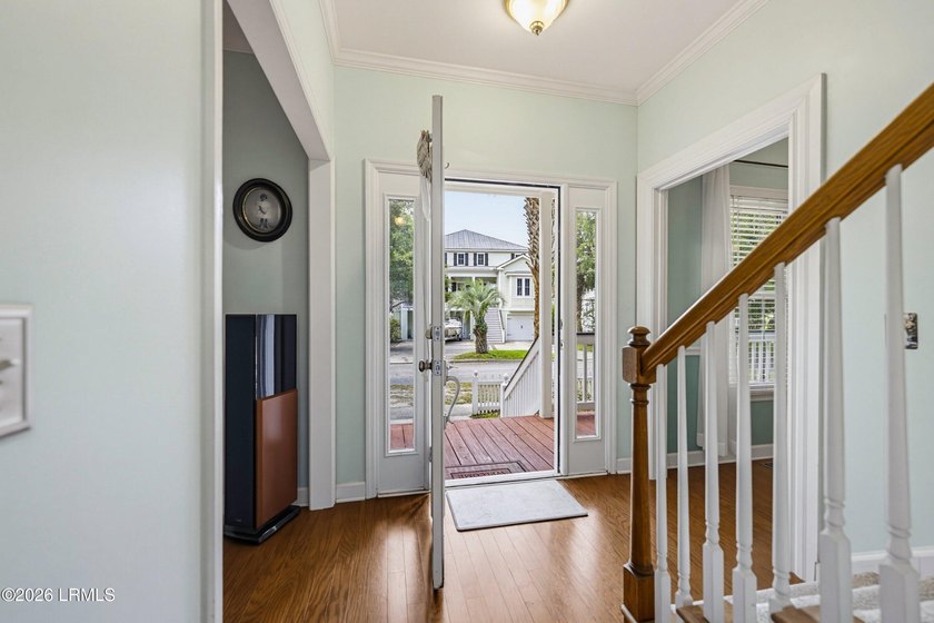 Beautiful Battery Point home with double porches and excellent - photo 5