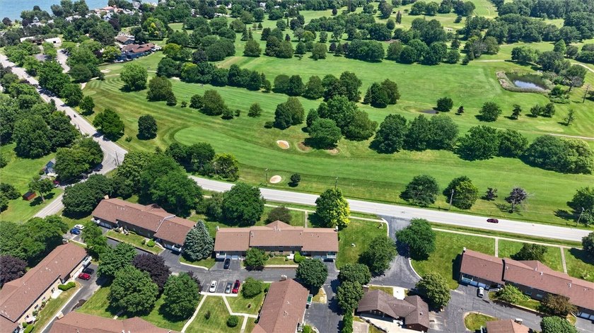 If you desire a ranch style home, but want less maintenance and - photo 9