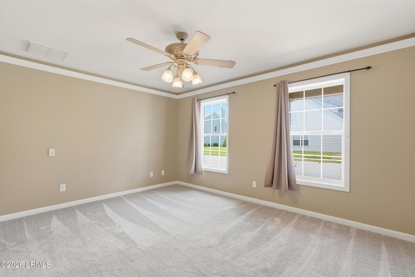 One of the largest townhomes in Cypress Ridge, this beautifully - photo 9