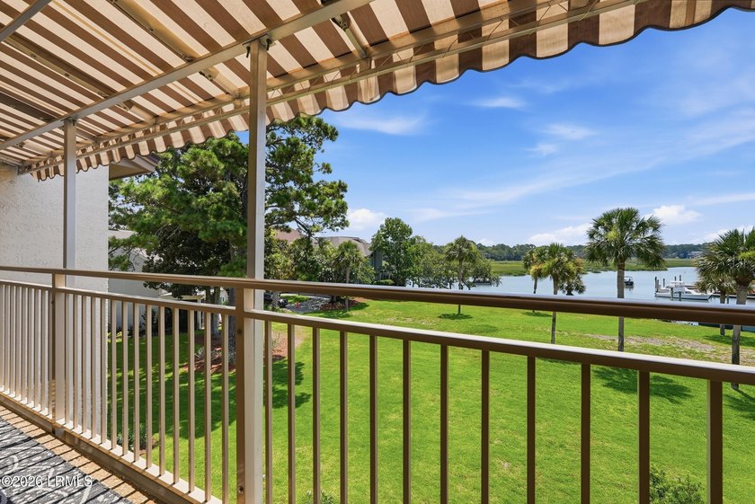 Rarely available 3-bedroom Bluff Villa in the heart of South - photo 2