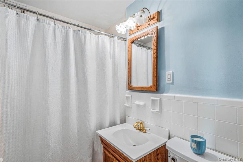 Welcome to your next home at Lakeside Towers! This spacious - photo 13