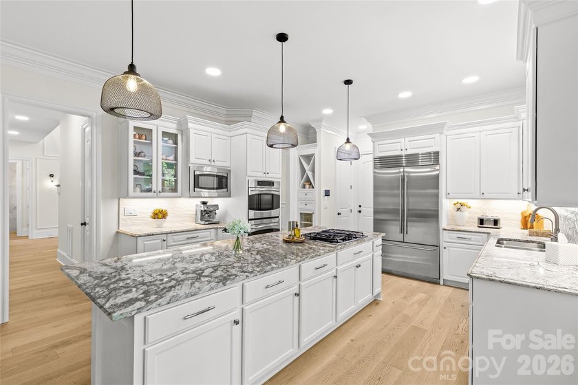 Welcome to 3030 Ashford Glen Drive, a beautifully renovated - photo 15