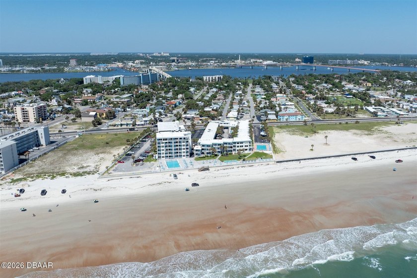 Affordable Beachfront Escape - Steps from the Ocean! Wake up to - photo 20