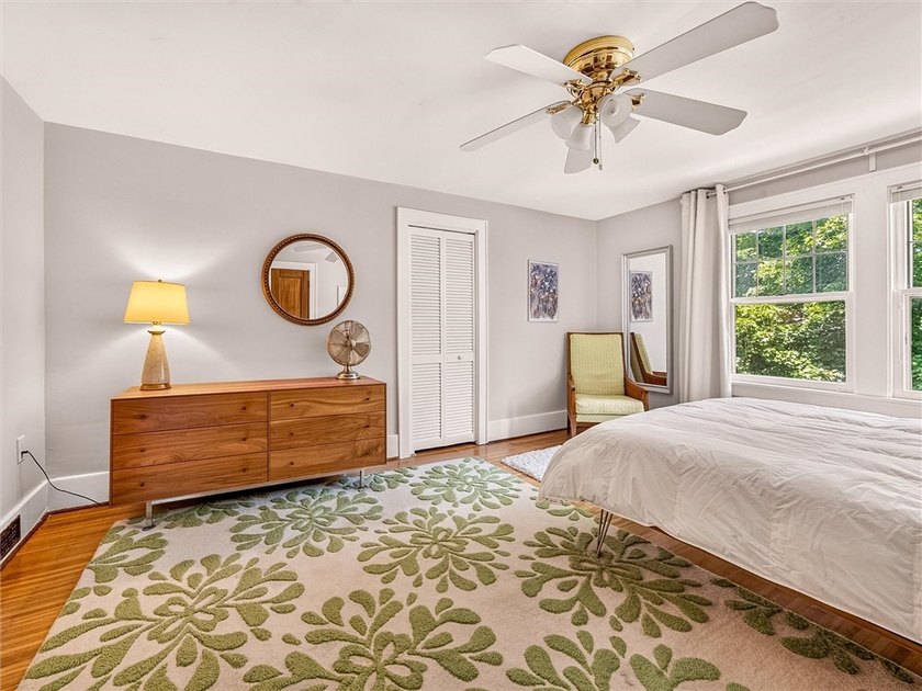 Wonderful Place to Call Home! Just Unpack &amp; Enjoy! Stunning - photo 22