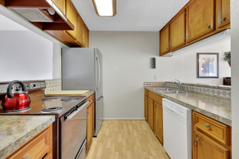 Easy Townhouse Living - photo 6