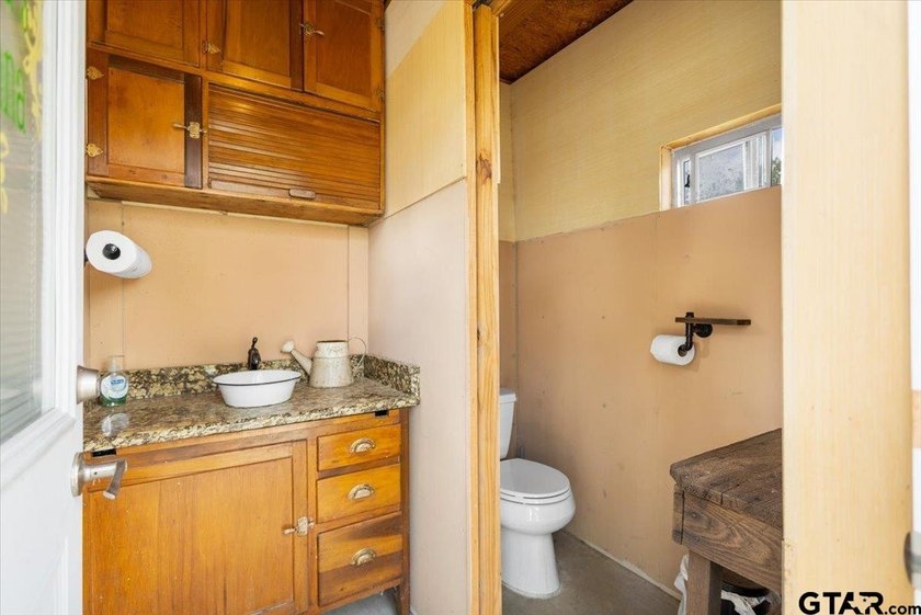 Experience the perfect blend of luxury, comfort, and - photo 35