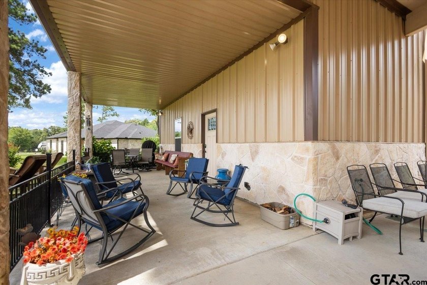Experience the perfect blend of luxury, comfort, and - photo 37