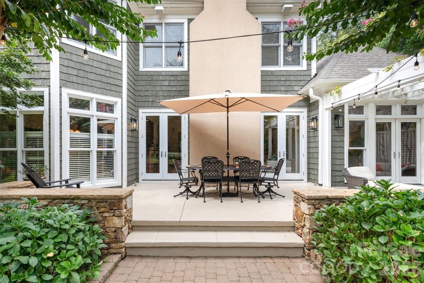 100K PRICE REDUCTION - Location, Location, Location. This - photo 3