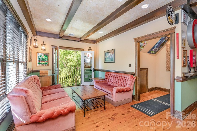 100K PRICE REDUCTION - Location, Location, Location. This - photo 10