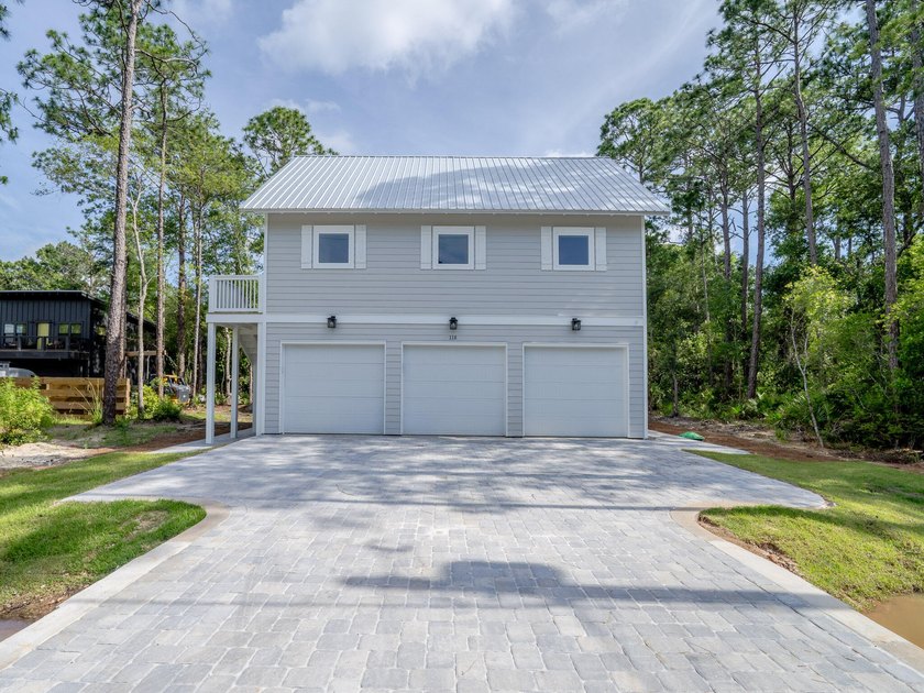 116 E George Street presents a newly constructed five bedroom - photo 10
