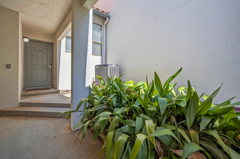 Welcome to 37 Forest Hills Lane, a beautifully maintained - photo 7