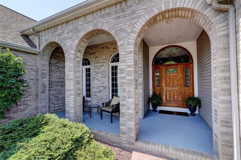 Impeccably maintained and thoughtfully designed, this spacious - photo 6