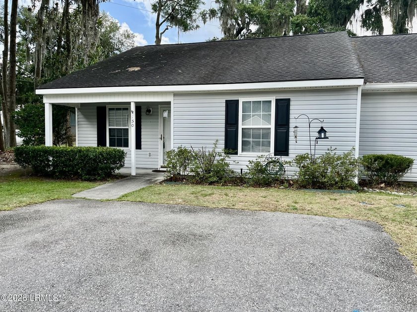 THIS IS ONE SWEET PROPERTY IN A TOP NOTCH LOCATION. PERFECT AS A - photo 3