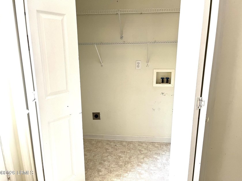 THIS IS ONE SWEET PROPERTY IN A TOP NOTCH LOCATION. PERFECT AS A - photo 7