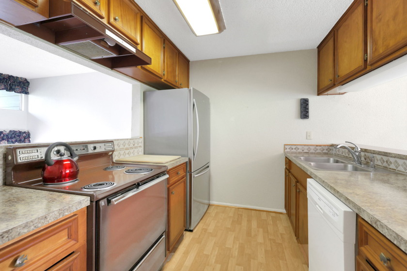 Easy Townhouse Living - photo 7