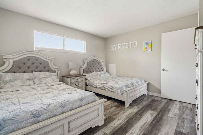Welcome to 2000 Greens Blvd, Unit 40-C. This beautifully - photo 23