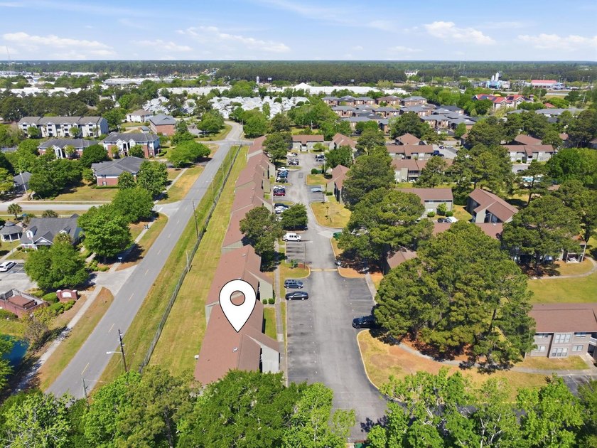 Welcome to 2000 Greens Blvd, Unit 40-C. This beautifully - photo 29