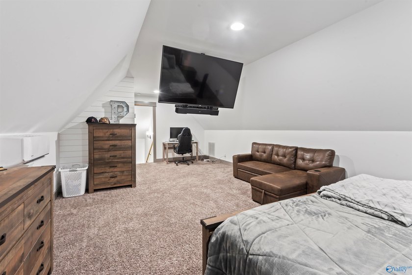 Stunning full brick home built in 2021 with 4 beds, 3 baths and - photo 38